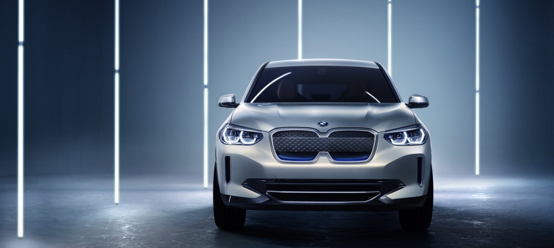 Концепт BMW iX3. Перший електричний SAV.