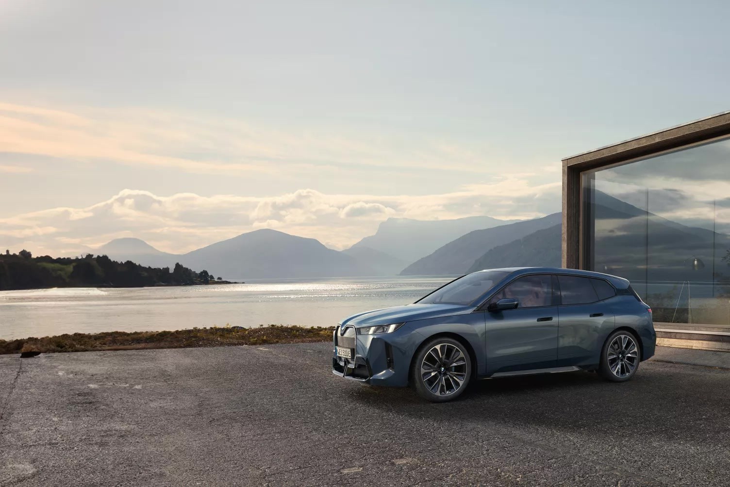 photo_text_left_right_new32952