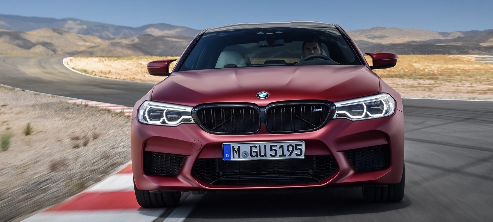 Полностью новый BMW M5